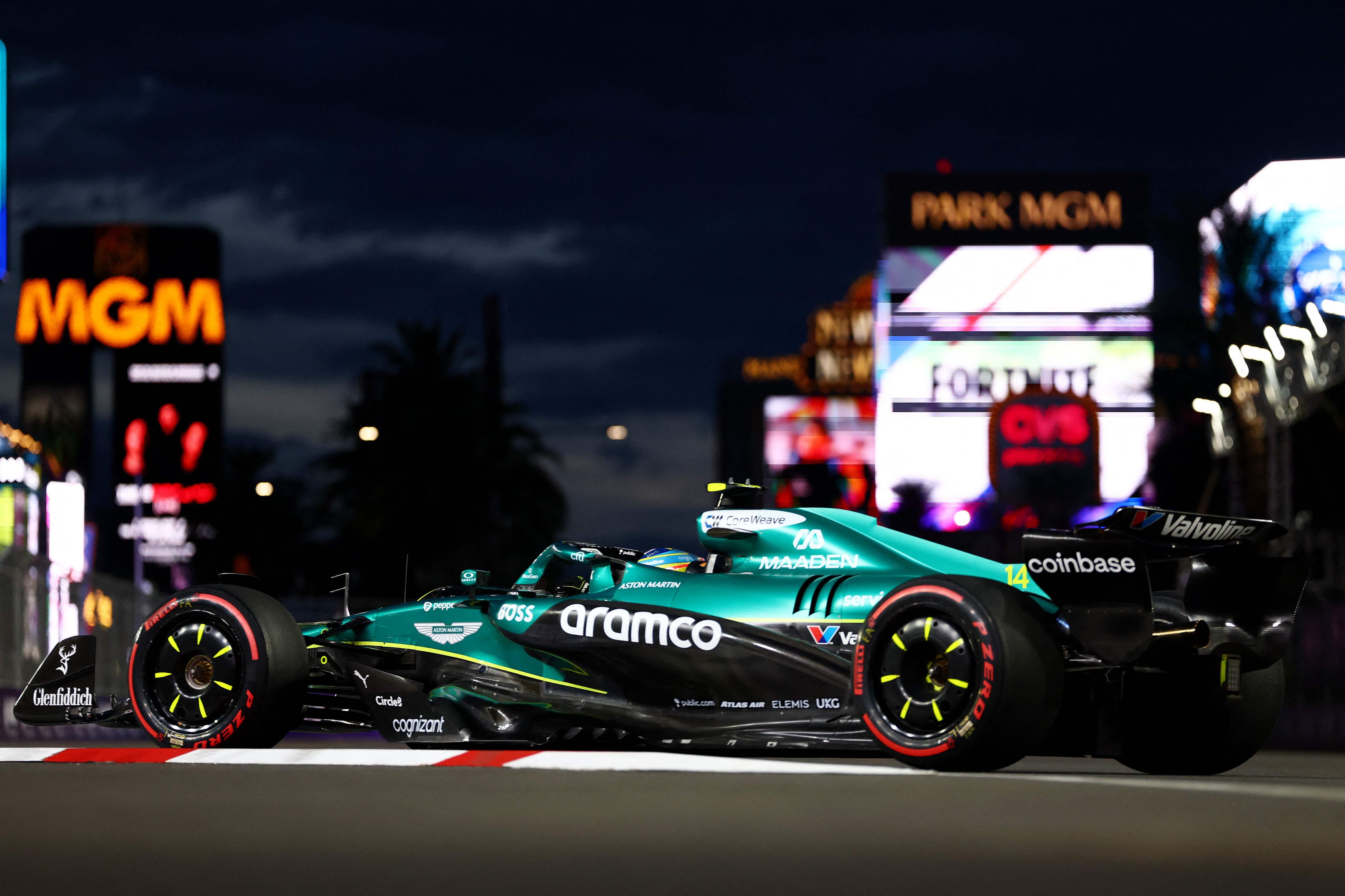 Fernando Alonso (Aston Martin AMR25). Las Vegas, Estados Unidos. F1 2025.