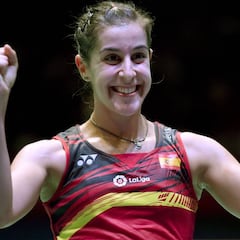 Carolina Marín tira de épica para llegar a semis en China