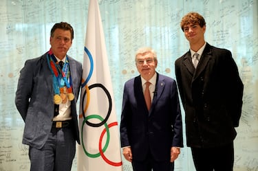 Gary Hall ¡®recupera¡¯ sus diez medallas ol¨ªmpicas engullidas por el fuego