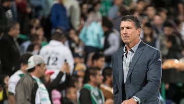 Action photo during the match Santos vs Queretaro, Corresponding to the quarter match of Copa Corona MX 2018, at TSM Stadium.
Foto de accion durante el partido Santos vs Queretaro, Correspondiente al partido de Cuartos de Final de la Copa MX, en el Estadio TSM, en al foto: Robert Dante Siboldi.
13/03/18/MEXSPORT/Enrique Terrazas