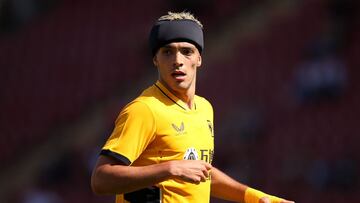 Momento en que Raúl Jiménez regresa a la actividad con el Wolverhampton