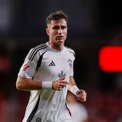 El Almería aprieta por Jon Morcillo y Jorge Pulido