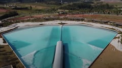 Vista a&eacute;rea recreada de la piscina de olas para el surf Wavegarden La Nuc&iacute;a (Alicante, Espa&ntilde;a). 