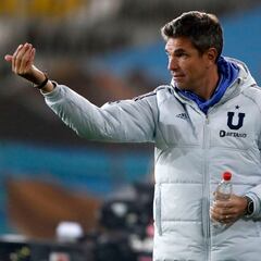 La U asegura su primer ‘refuerzo’