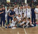 Chile Sub 18 celebra en el debut del premundial de básquetbol