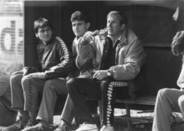 Fue el segundo entrenador de Cruyff en los años dorados del Dream Team, aunque en ocasiones ejercía de primer entrenador.