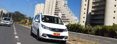 Changan amplía la oferta familiar con el A500