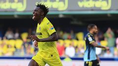 The 22-year-old Villarreal forward’s stock has skyrocketed and he is set to move to the Premier League, with Chelsea the rumoured destination.