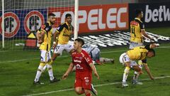 El joven goleador chileno del torneo revive la ilusión de Ñublense