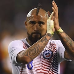 Arturo Vidal vuelve a coquetear con el América