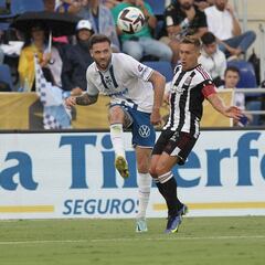 El Cartagena puntuó en tres de sus cuatro visitas a la Isla