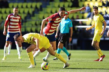 Es la referencia del equipo nazarí en el centro del campo. Equilibra al equipo con criterio y en la presión alta suele sacar rendimiento. Ante el Villarreal B, un robo suyo provocó la jugad del segundo gol de su equipo. Atraviesa un buen momento.