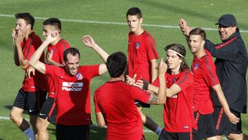 15/09/17
ENTRENAMIENTO ATLETICO DE MADRID
DIEGO GODIN
FILIPE LUIS
STEFAN SAVIC