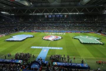 Gran ambiente en el estadio Pierre Mauroy.