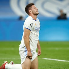 Jovic, una víctima colateral del excelente momento de Benzema