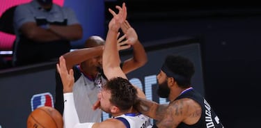 Las faltas, la única manera de parar a Luka Doncic