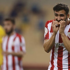 Balenziaga deja al Athletic sin laterales izquierdos