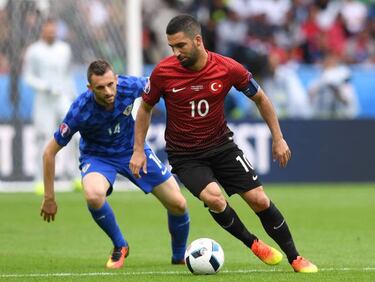 Spain look to offer greater attacking threat