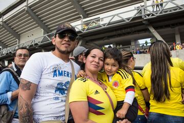 La hinchada de todas las formas demuestra su cariño por esta Selección que aspira a mejorar lo hecho en Brasil 2014