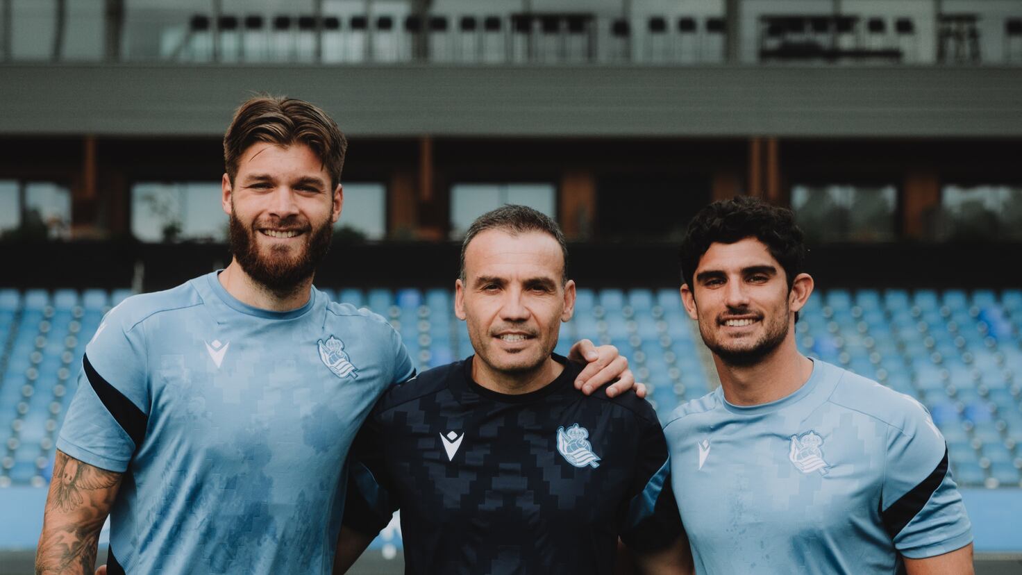 Caleta-Car y Guedes entran en la convocatoria de la Real, mientras que cinco jugadores causan baja