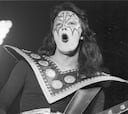 Adiós a uno de los últimos iconos del rock: muere a los 74 años el guitarrista de Kiss, Ace Fresley, por una caída