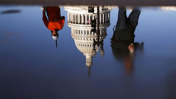 Democrats will take home both of Georgia’s Senate seats splitting the body 50-50, Vice President Kamala Harris will be the deciding vote for the Democrats.