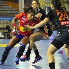 Marta Mangué convierte el trámite en un choque histórico