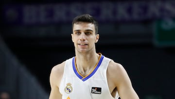 Carlos Aloc¨¦n (Real Madrid).