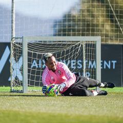 Diego Alves: “Pronto estaré en mi máximo nivel físico”