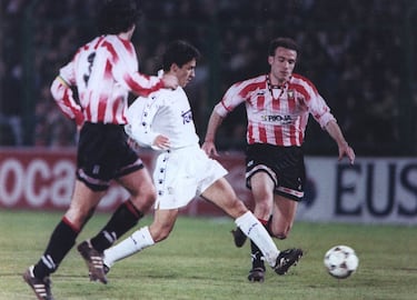 Al igual que el oro en este ranking, el Logroñés sumó 13 puntos, pero lo que les diferencia es que ellos los lograron en una liga en la que las victorias valían dos puntos. Los blanquirrojos vencieron dos encuentros y empataron nueve, uno de ellos frente al Atlético de Madrid, y además fueron los colistas de la clasificación desde la jornada seis. También destacan los goles metidos y recibidos, donde se muestra que marcaron 15 tantos y recibieron 79, dejando claro que la marcha del portero de la pasada temporada, Julen Lopetegui, hizo mella.