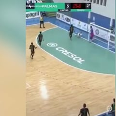 Cómo acabar con la mayor lacra del fútbol de un plumazo: tremendo lo que pasó en este partido