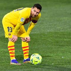 Messi, otros 8 tiros al limbo