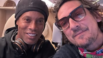 Así fue el encuentro entre León Larregui y Ronaldinho