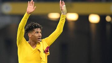 El central franc&eacute;s del Barcelona, Jean-Clair Todibo, durante un partido.