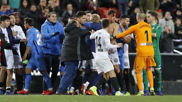 Tangana al final del partido de Copa del Rey, en enero de 2019.