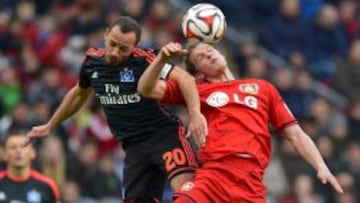 Marcelo Díaz durante el partido frente al Leverkusen.