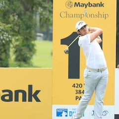 Nacho Elvira cede el liderato en el segundo día en Kuala Lumpur