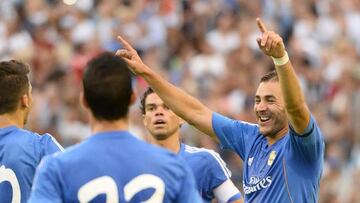 Benzema celebra su gol al PSG