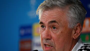 Real Madrid's Italian coach Carlo Ancelotti addresses a press conference at the Ciudad Real Madrid training complex in Valdebebas, outskirts of Madrid, on November 1, 2022, on the eve of their UEFA Champions League football match against Celtic FC. (Photo by PIERRE-PHILIPPE MARCOU / AFP)