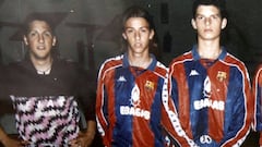 13 futbolistas con las camisetas de equipos más insospechadas