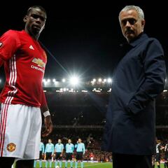 Pogba, seis días después de ser despedido Mourinho: "Él me hizo mejor persona"