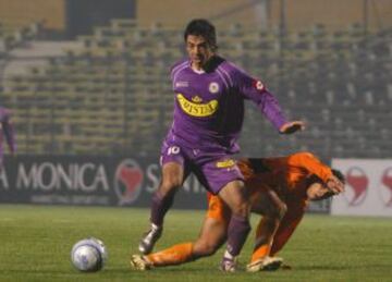 Es el cuarto equipo en el extranjero del formado en Concepción. Antes estuo en Rumania y México.