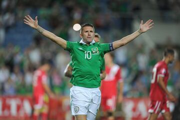 El atacante irlandés anotó 68 goles en los 145 partidos que disputó con la camiseta de la selección de su país.