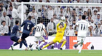 Brahim marca así el primer gol.