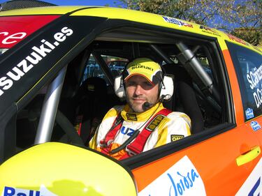 El que fuese portero del Valencia y de la Selección Española ahora es conocido por su trabajo de presentador pero en su tiempo libre ha corrido diferentes carreras de rally en España.