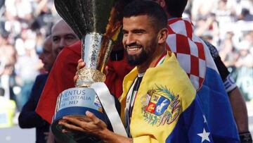El venezolano Tomás Rincón alzó el Scudetto: "Soñemos en grande"