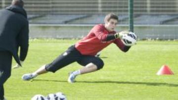 FUTURO. Kepa es una firme esperanza en la portería rojiblanca.