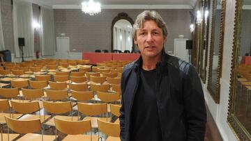 21/11/24 REAL VALLADOLID
PRESENTACION del libro de RAMON MARTINEZ
LA LEGION EXTRANJERA BLANQUIVIOLETA