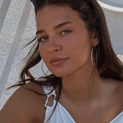 Laura Escanes prueba el wakeboard en el Delta del Ebro