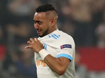 Dimitri Payet se fue lesionado y entre lágrimas.